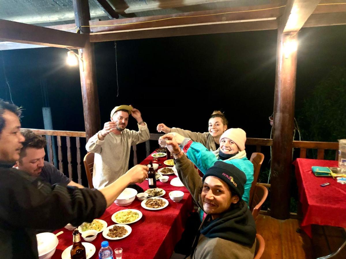 Ba Be Lake-Huyen Hao Homestay Exterior photo